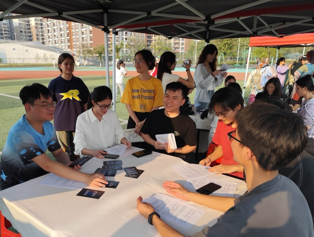 人文与管理学院开展广西“三月三”民族团结进步宣传月系列活动